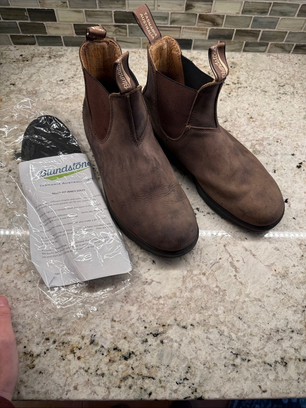 Blundstone Men’s Chukka Boots in Brown Leather